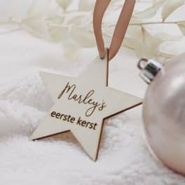 Kerstbal ster eerste kerst