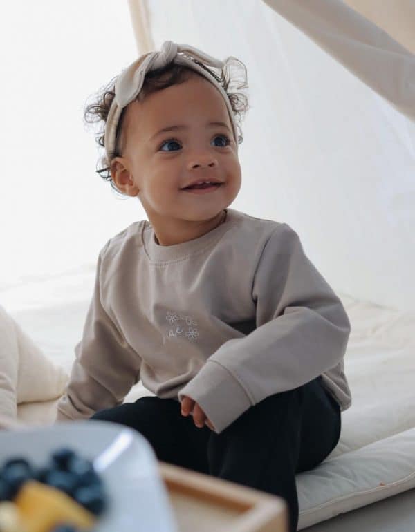 Sweater daisy met naam - Afbeelding 4