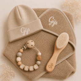 Kraamcadeau met naam - Cadeauset bruin €39.95