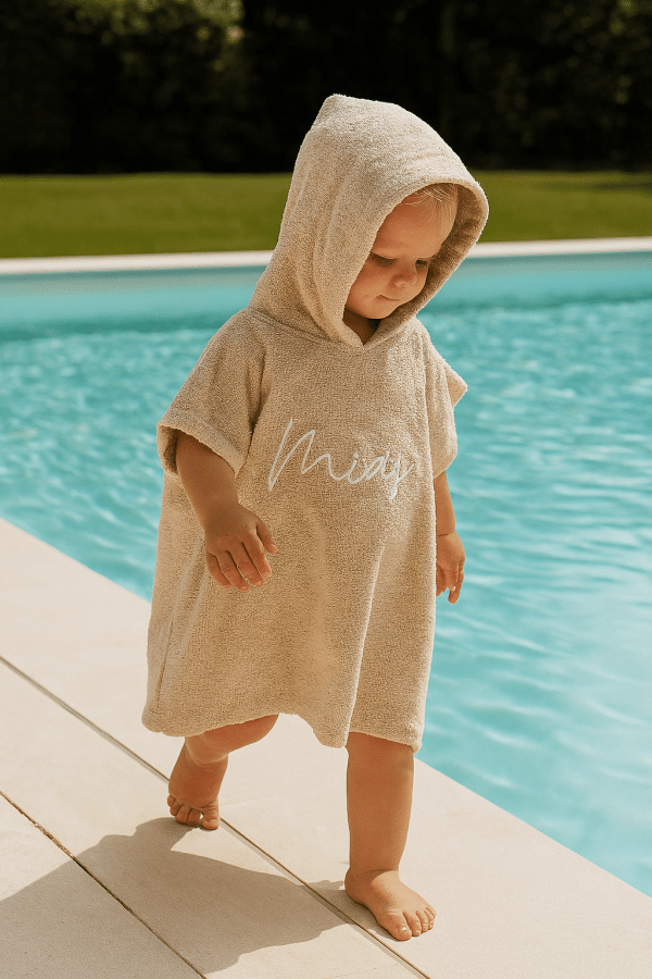 Bad poncho zand met naam - Afbeelding 3