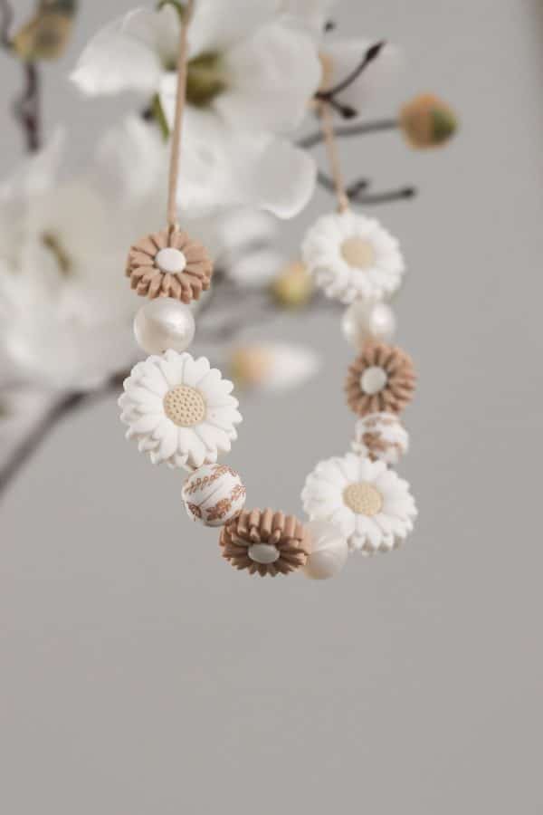 Ketting madelief taupe - Afbeelding 6