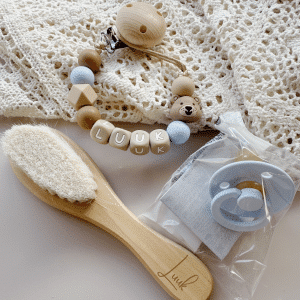 Kraamcadeau met naam - Cadeauset blauw beertje €25