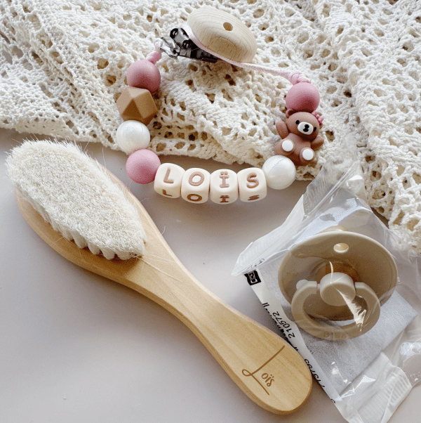 Kraamcadeau met naam - Cadeauset roze beertje