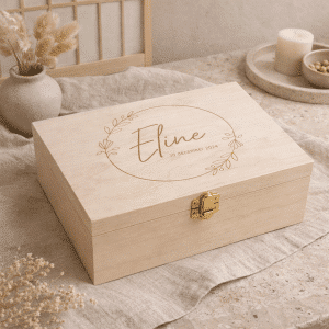 Houten bewaardoosje met naam – Gepersonaliseerd herinneringen box