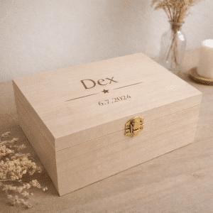 Houten bewaardoosje met naam – Gepersonaliseerd herinneringen box
